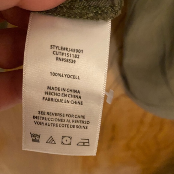 Kut from the Kloth Ingrid Utility Jacket - Picture 5 of 5